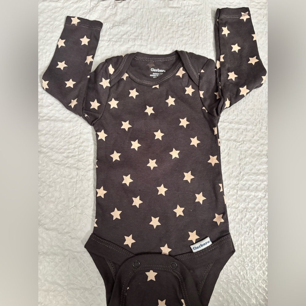 Gerber Black One-Piece with Cream Star Print. 000